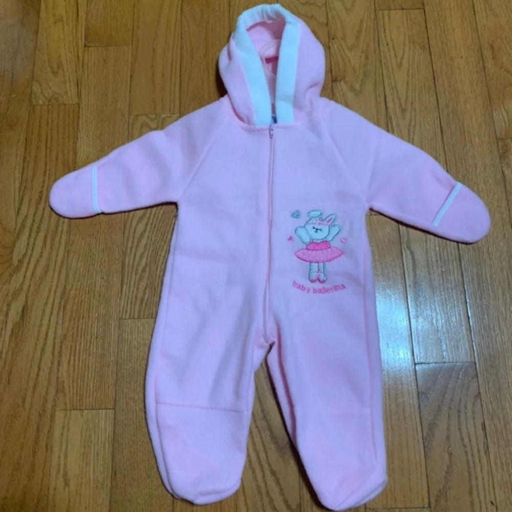 NWT Baby Girls One Piece Footie